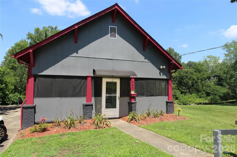 438 Folk Street NW Lenoir, NC 28645