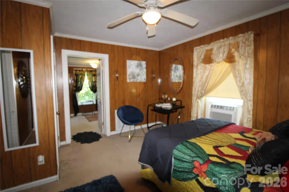 438 Folk Street NW Lenoir, NC 28645
