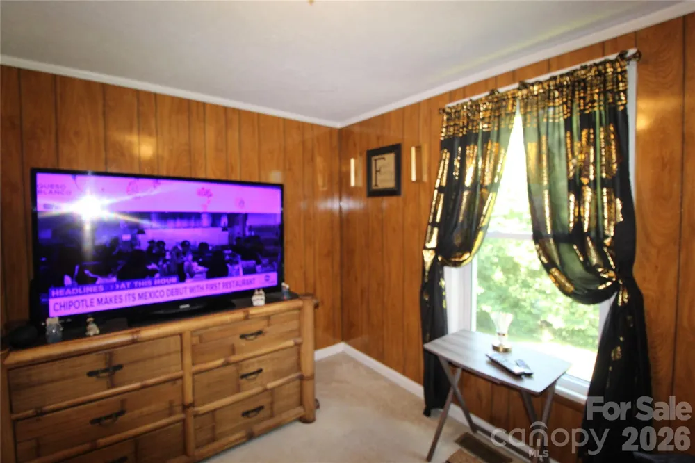 438 Folk Street NW Lenoir, NC 28645