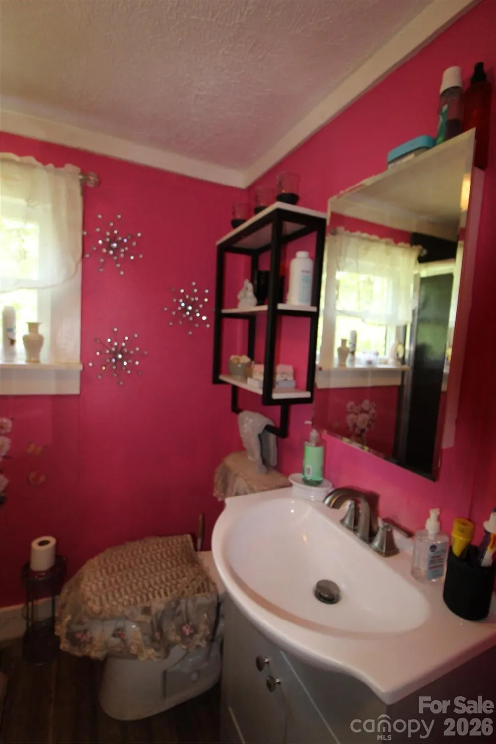 438 Folk Street NW Lenoir, NC 28645