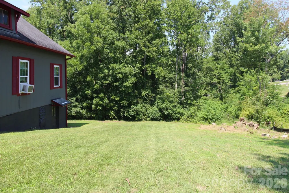 438 Folk Street NW Lenoir, NC 28645