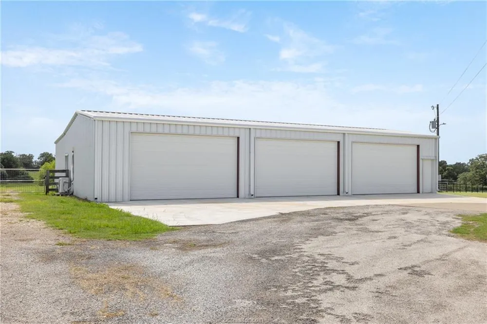 4845 County Road 119 Caldwell, TX 77836