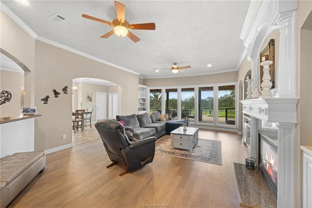 4845 County Road 119 Caldwell, TX 77836
