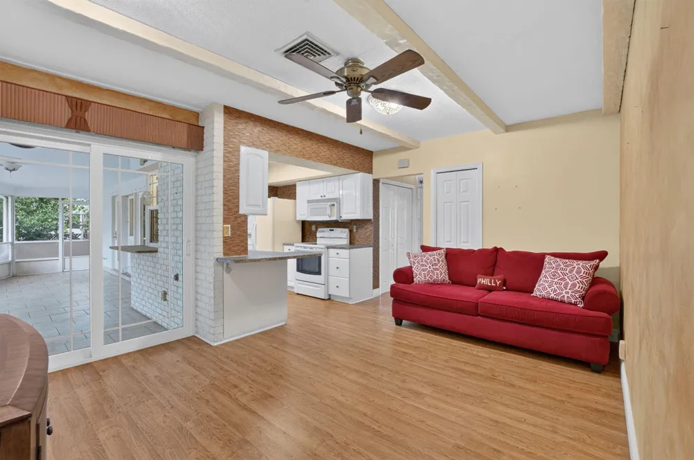 1011 SW 7TH STREET Boca Raton, FL 33486