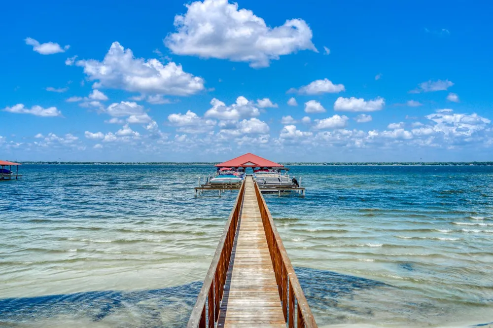 2351 Lakeview Drive #209 Sebring, FL 33870