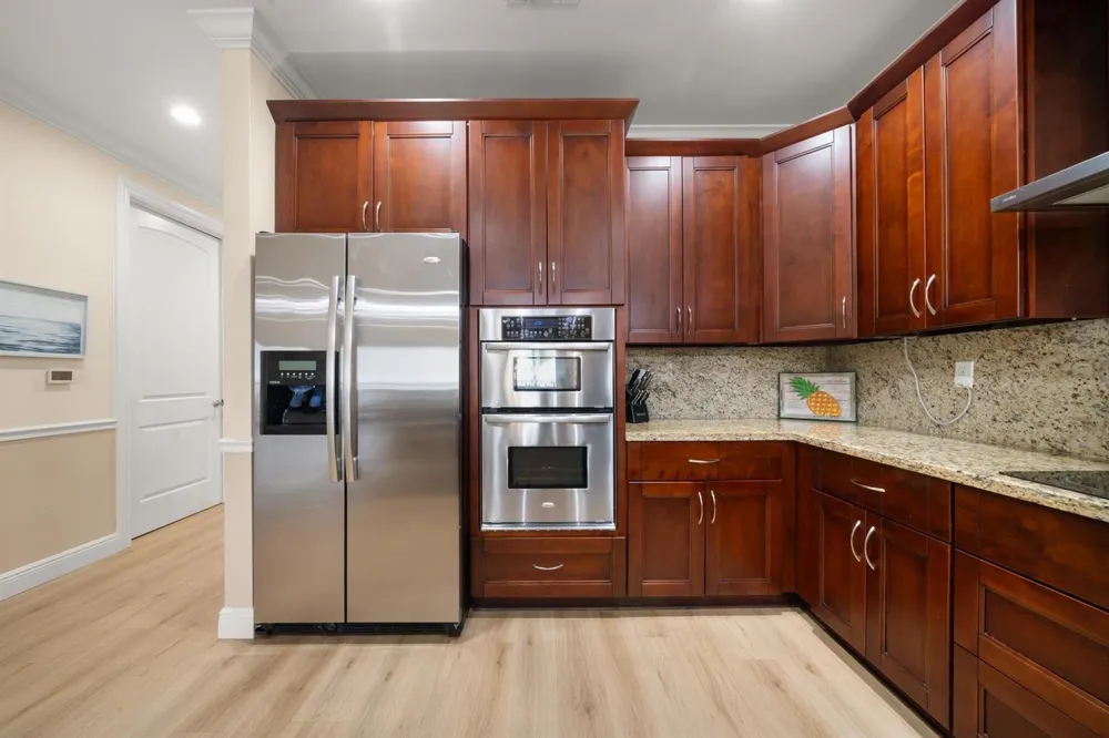 2351 Lakeview Drive #209 Sebring, FL 33870