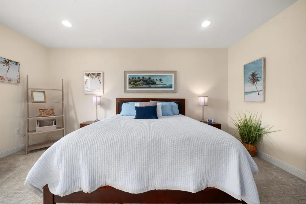 2351 Lakeview Drive #209 Sebring, FL 33870