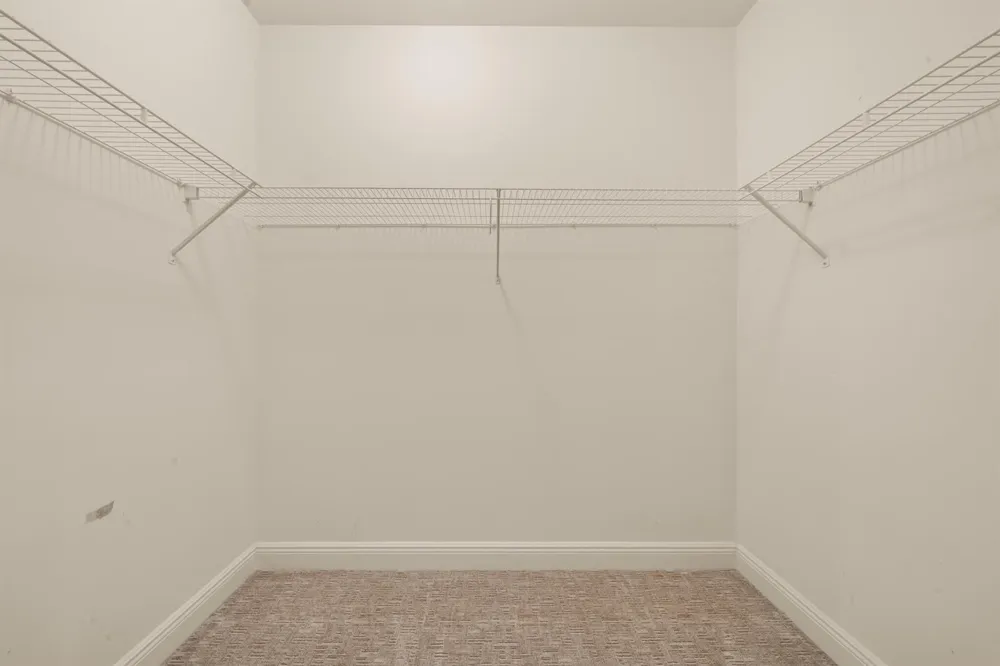 2351 Lakeview Drive #209 Sebring, FL 33870