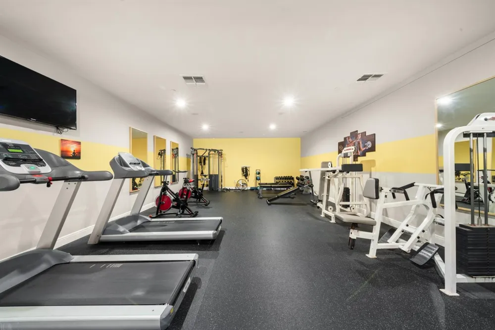 2351 Lakeview Drive #209 Sebring, FL 33870