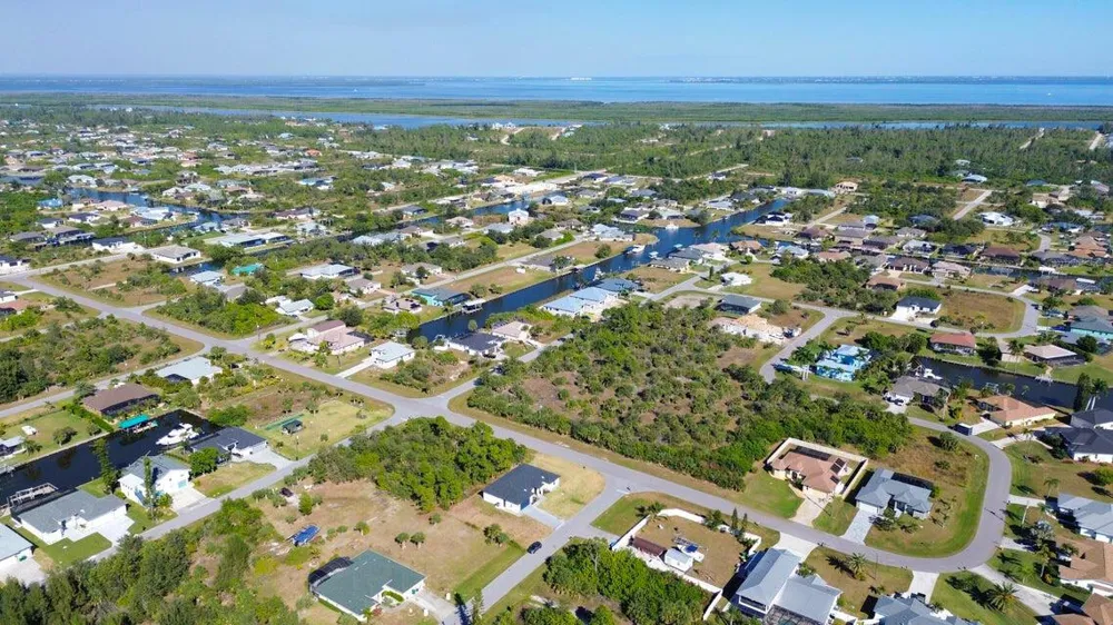 10654 Washington Road Port Charlotte, FL 33981