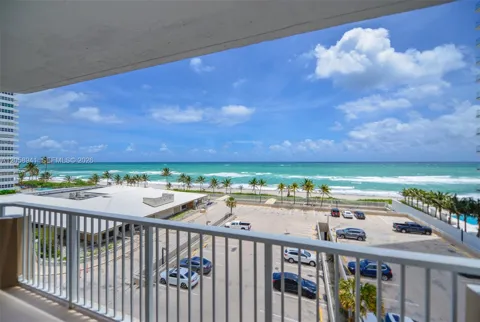 1980 S Ocean Dr #5E