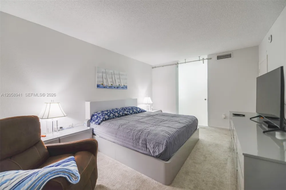 1980 S Ocean Dr #5E Hallandale Beach, FL 33009
