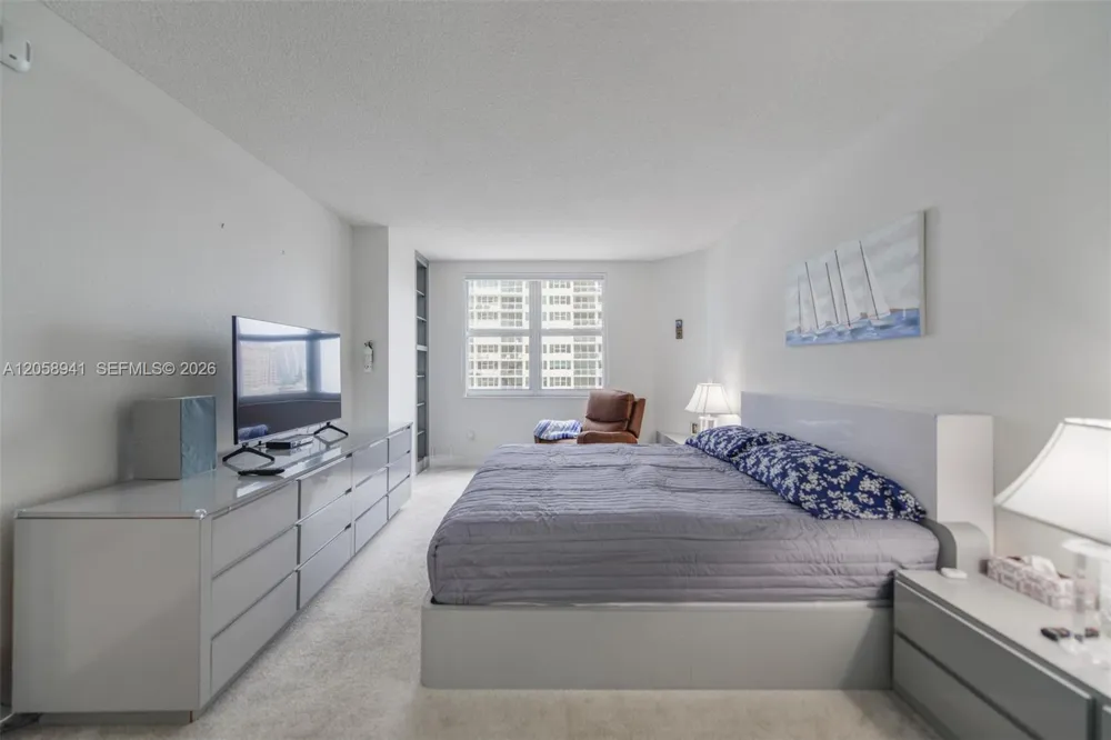 1980 S Ocean Dr #5E Hallandale Beach, FL 33009