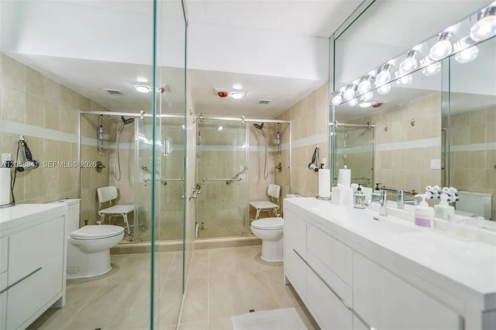 1980 S Ocean Dr #5E Hallandale Beach, FL 33009