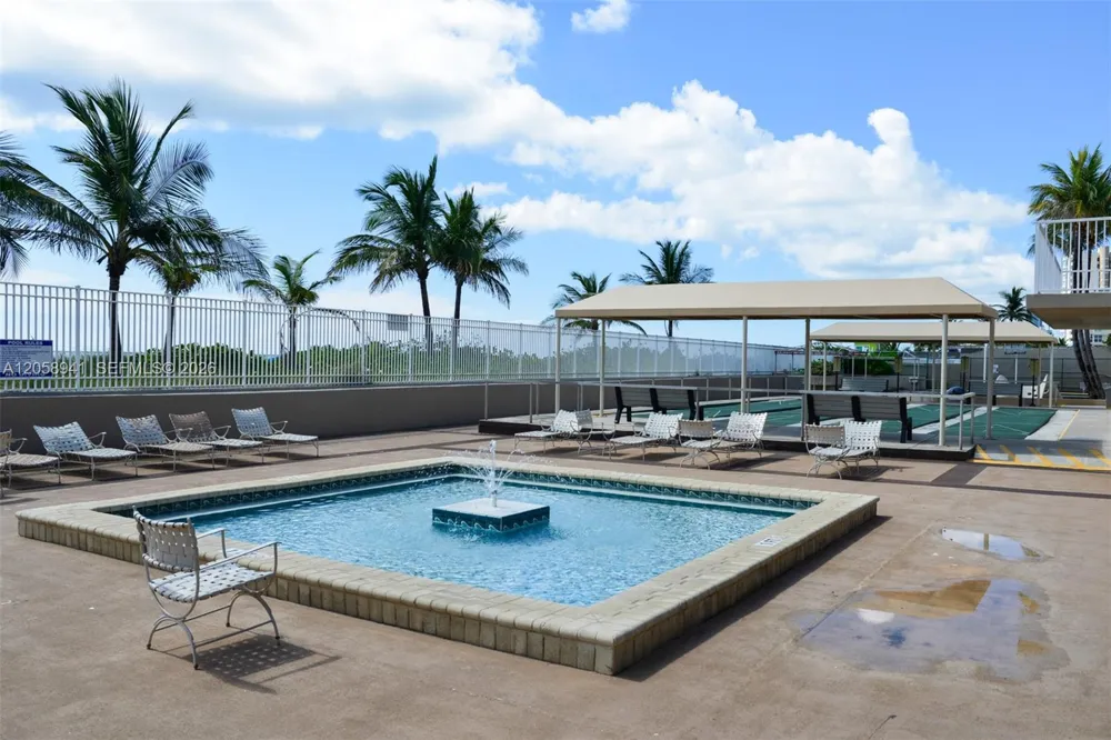 1980 S Ocean Dr #5E Hallandale Beach, FL 33009