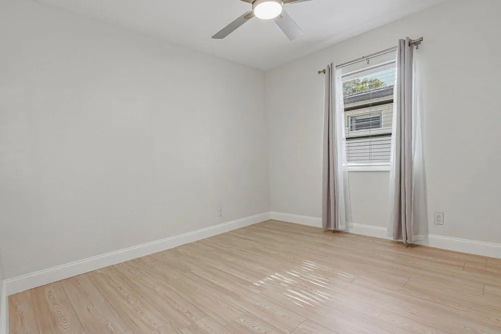 254 SW 6th Street Dania Beach, FL 33004