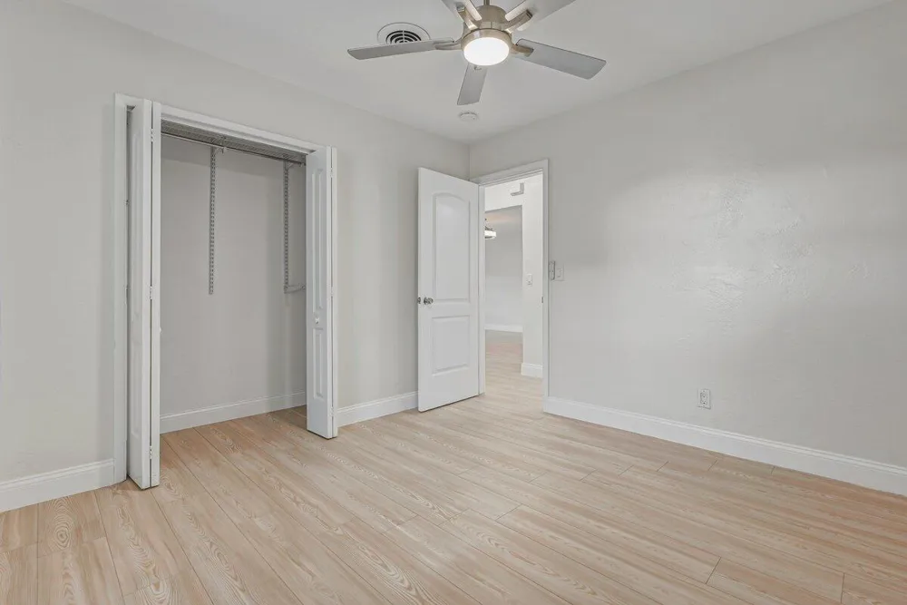 254 SW 6th Street Dania Beach, FL 33004