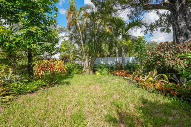254 SW 6th Street Dania Beach, FL 33004