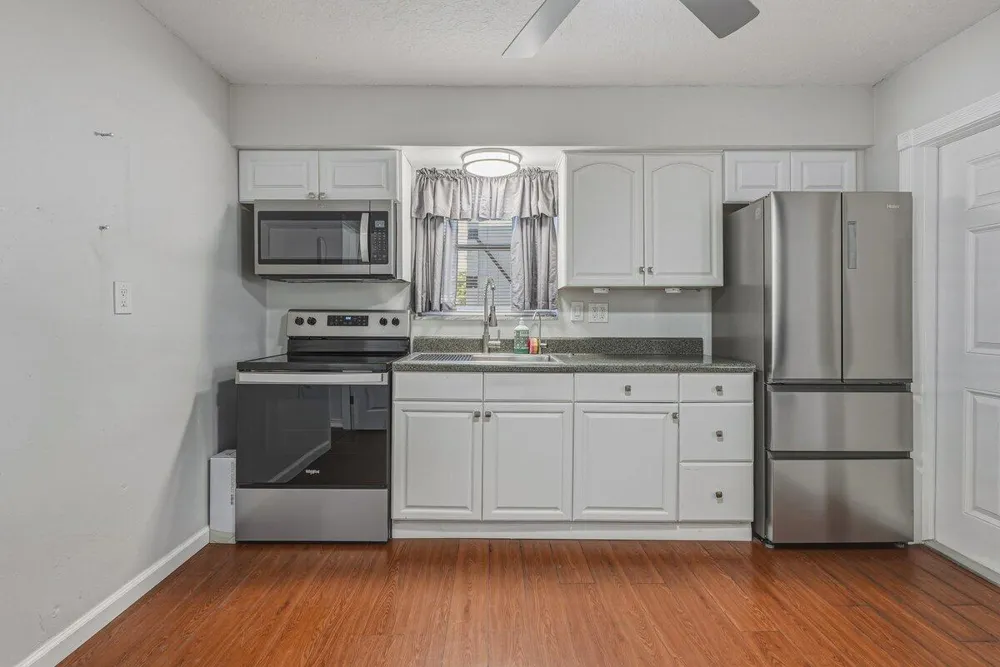 254 SW 6th Street Dania Beach, FL 33004