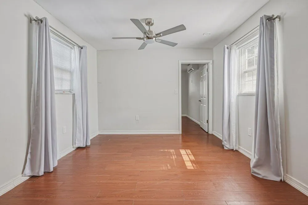 254 SW 6th Street Dania Beach, FL 33004