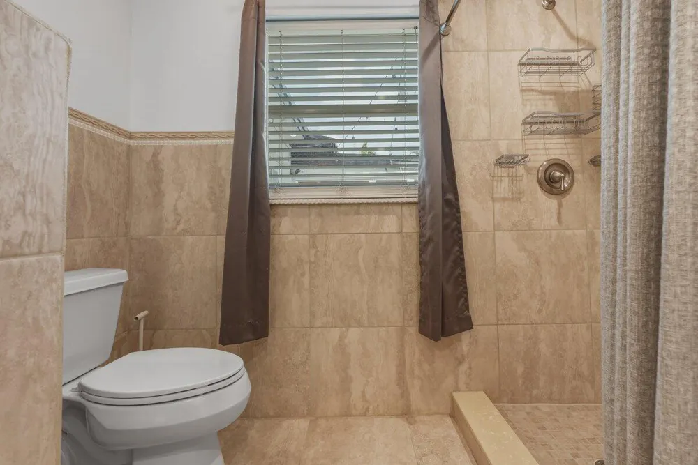 254 SW 6th Street Dania Beach, FL 33004