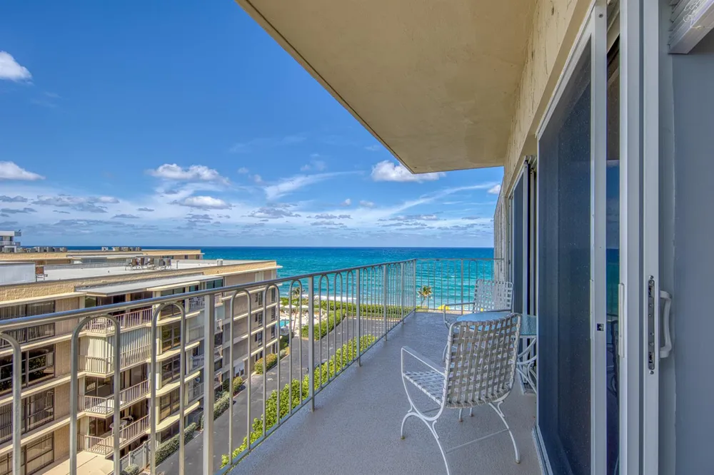 3230 S OCEAN BOULEVARD #E609 Palm Beach, FL 33480