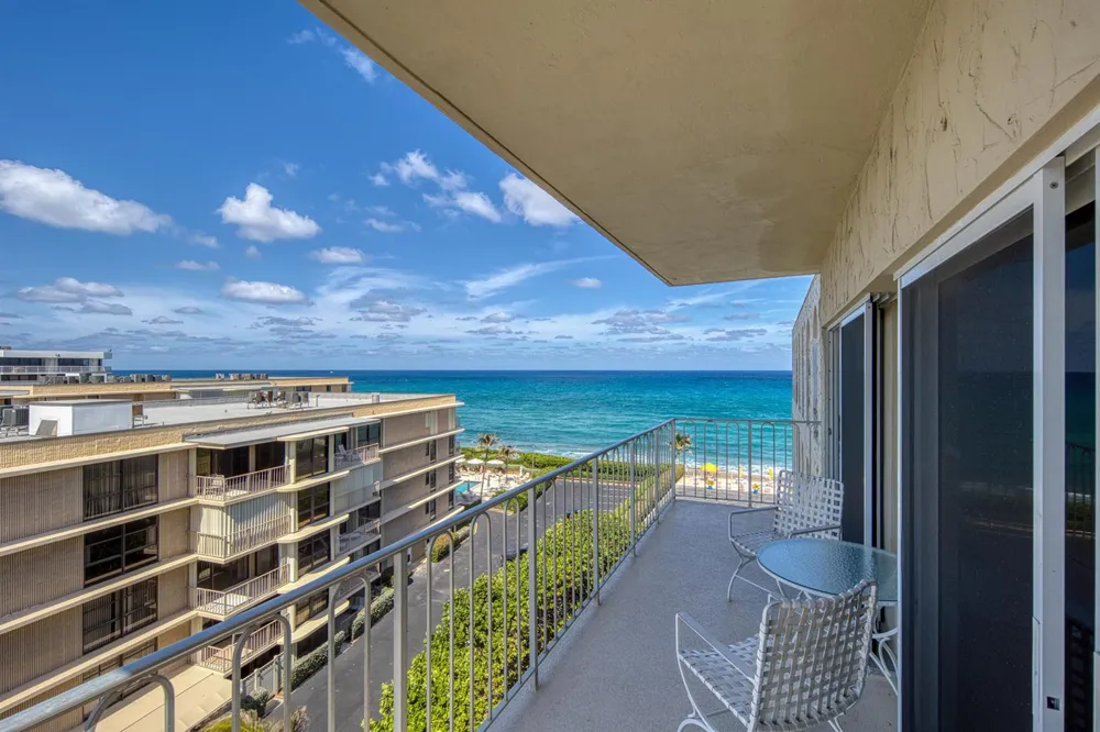 3230 S OCEAN BOULEVARD #E609 Palm Beach, FL 33480