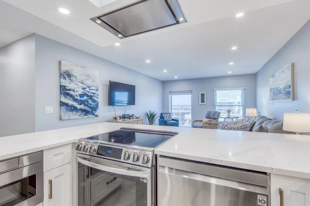 3230 S OCEAN BOULEVARD #E609 Palm Beach, FL 33480