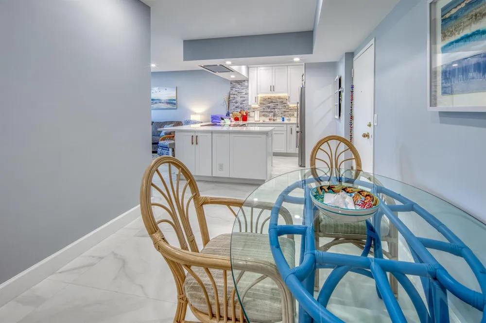 3230 S OCEAN BOULEVARD #E609 Palm Beach, FL 33480