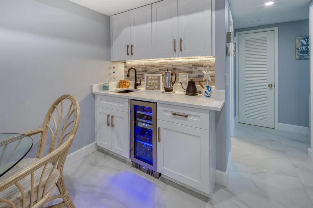 3230 S OCEAN BOULEVARD #E609 Palm Beach, FL 33480