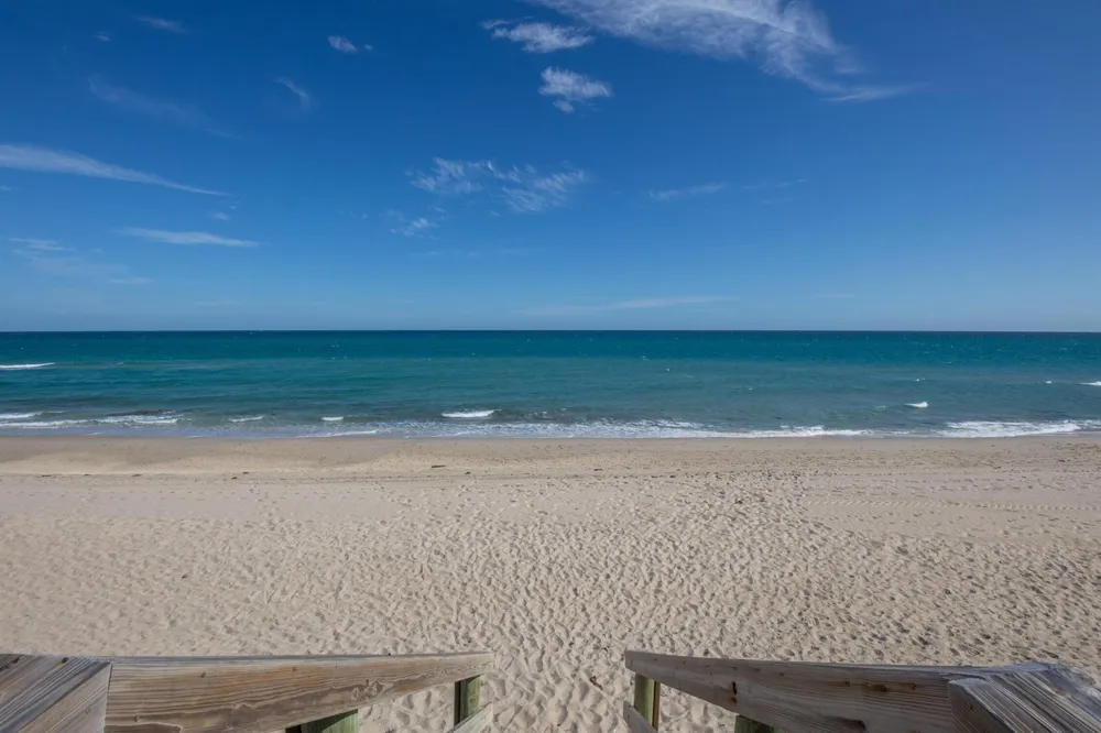 3230 S OCEAN BOULEVARD #E609 Palm Beach, FL 33480