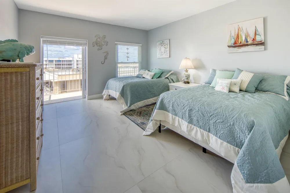 3230 S OCEAN BOULEVARD #E609 Palm Beach, FL 33480