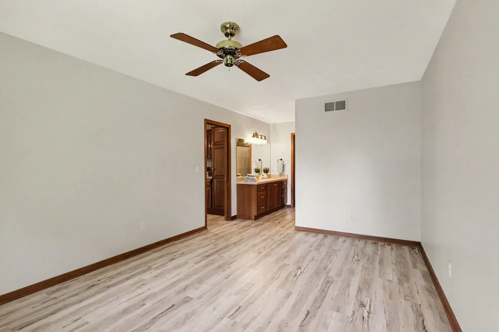 217 Parkside Drive Zeeland, MI 49464