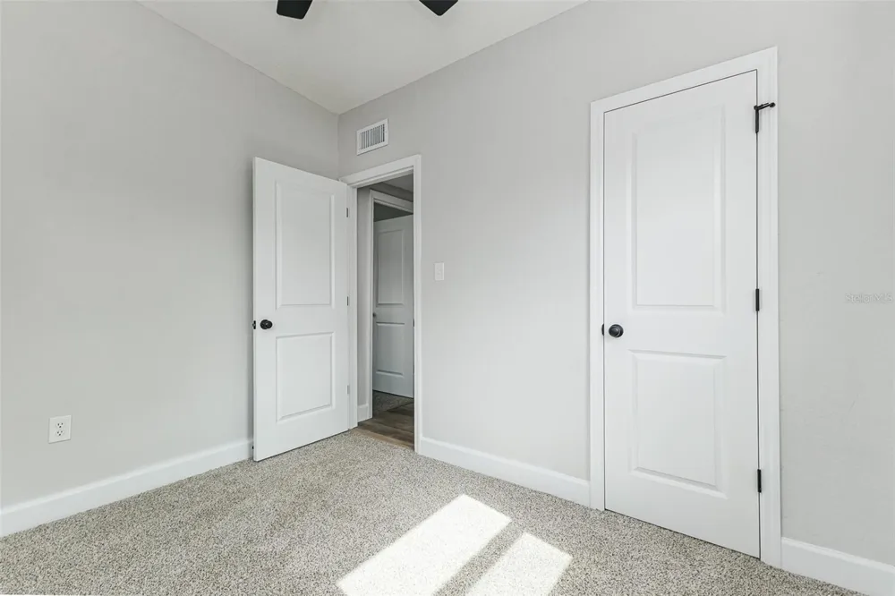 526 VICTORIA BOULEVARD Auburndale, FL 33823