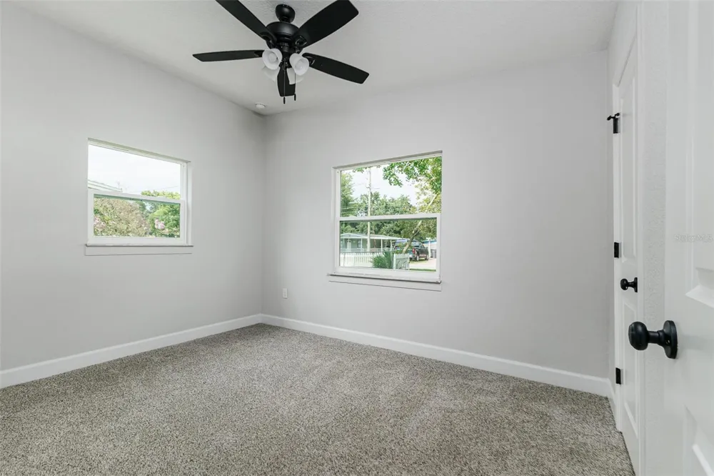 526 VICTORIA BOULEVARD Auburndale, FL 33823