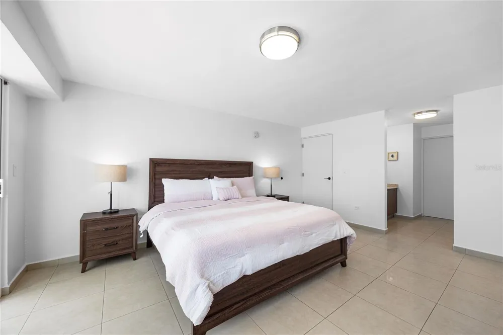 1408 C. JOSE RAMON FUIGEROA VILLAMIL #1408 San Juan, PR 00907
