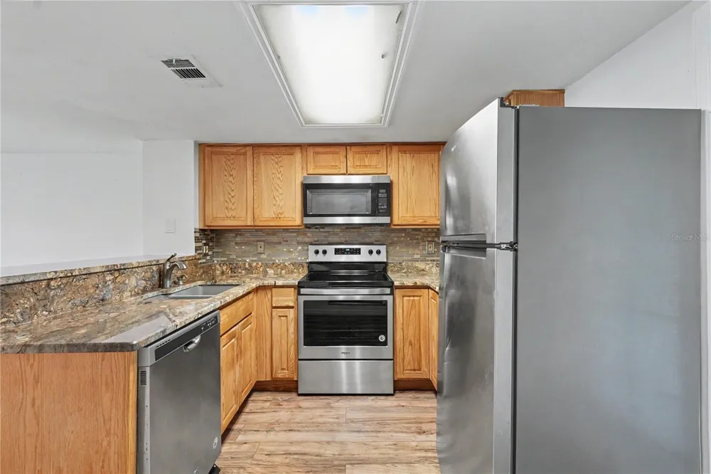 6721 121ST AVENUE #D Largo, FL 33773
