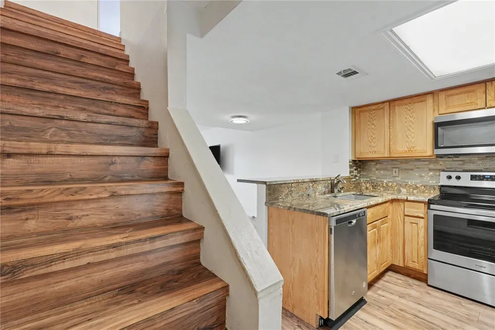 6721 121ST AVENUE #D Largo, FL 33773