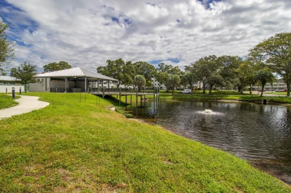 2440 WORLD PARKWAY BOULEVARD #52 Clearwater, FL 33763