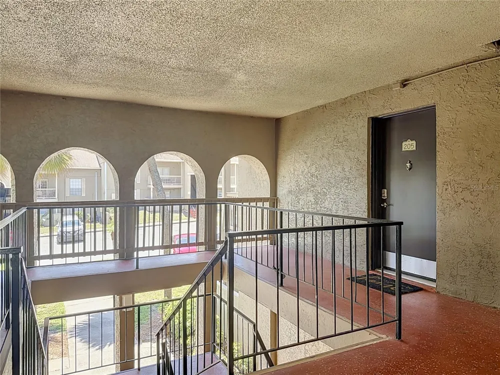 305 WYMORE ROAD #205 Altamonte Springs, FL 32714