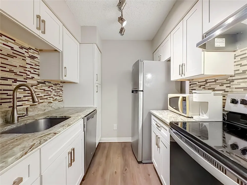 305 WYMORE ROAD #205 Altamonte Springs, FL 32714