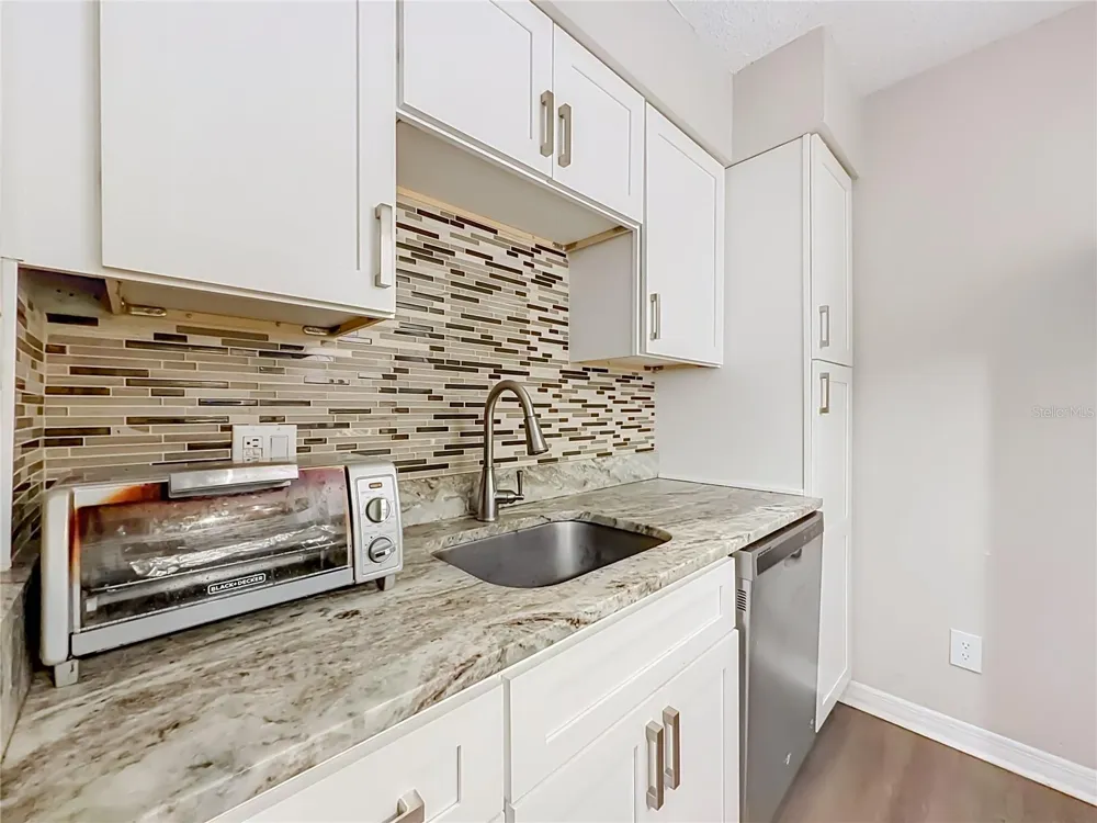 305 WYMORE ROAD #205 Altamonte Springs, FL 32714