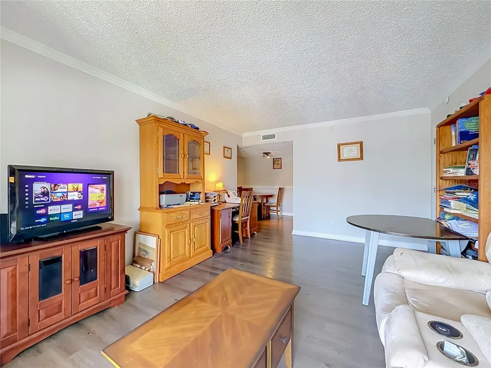 305 WYMORE ROAD #205 Altamonte Springs, FL 32714