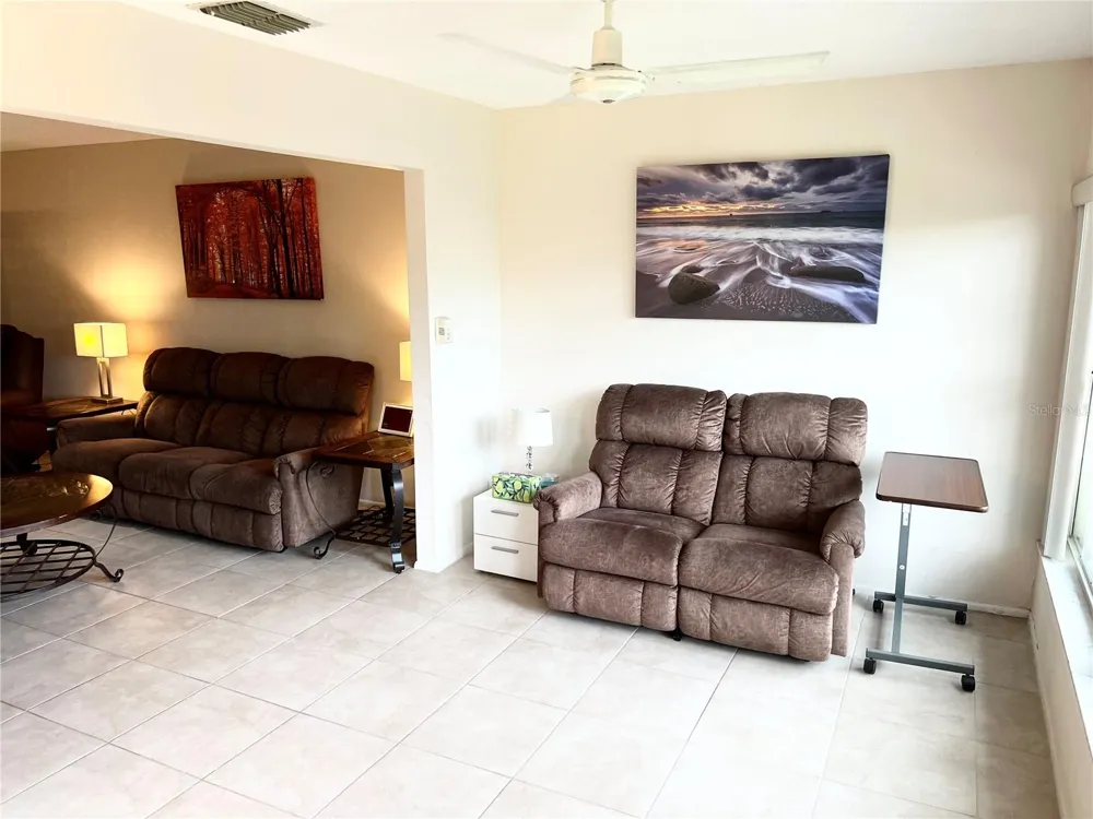 2297 LARK CIRCLE E #C Palm Harbor, FL 34684