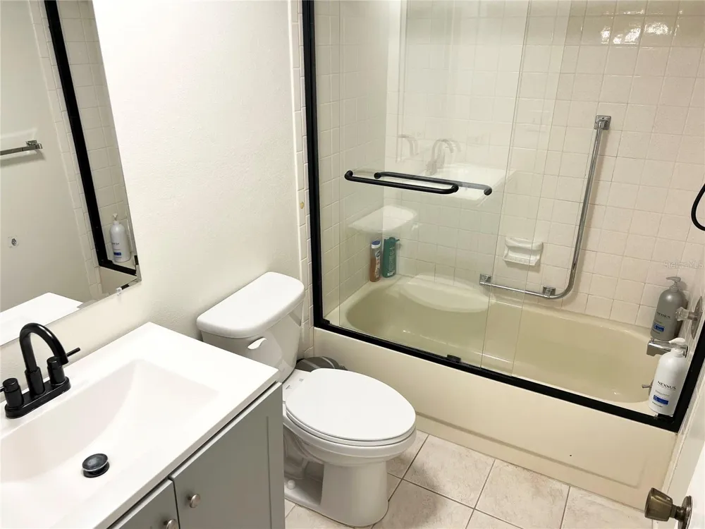 2297 LARK CIRCLE E #C Palm Harbor, FL 34684