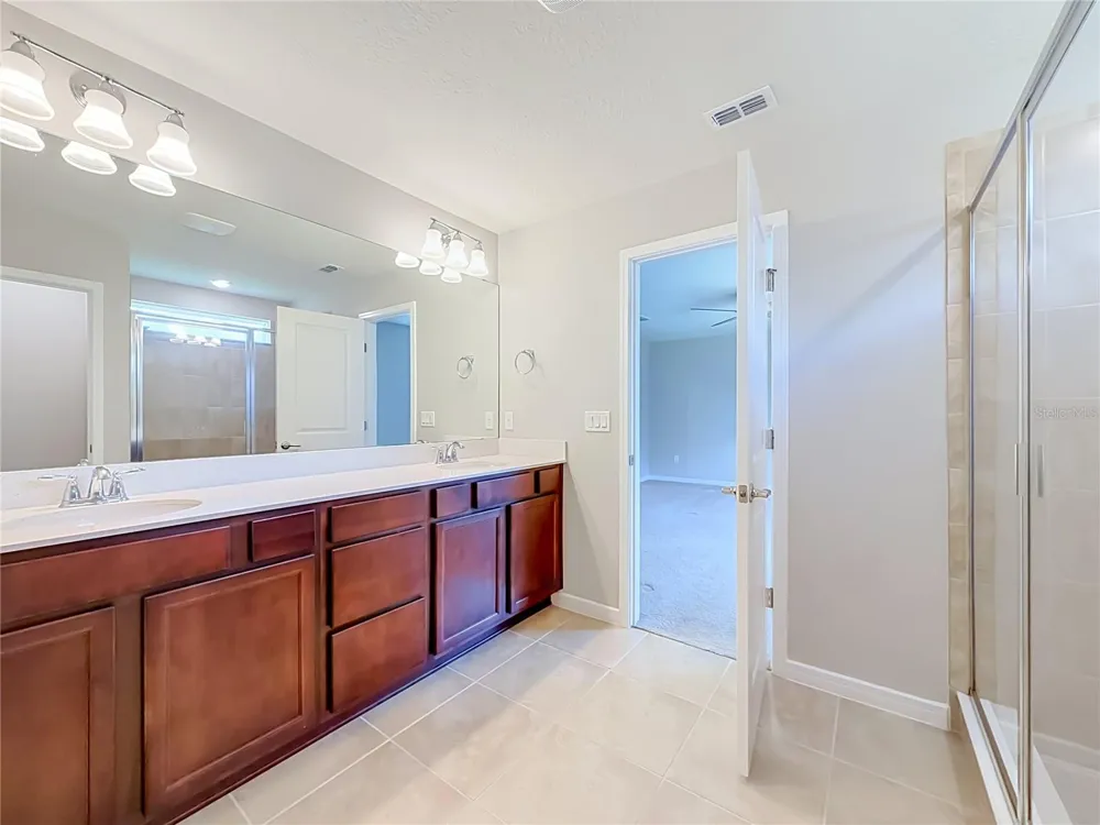 5729 WOODEN PINE DRIVE Orlando, FL 32829