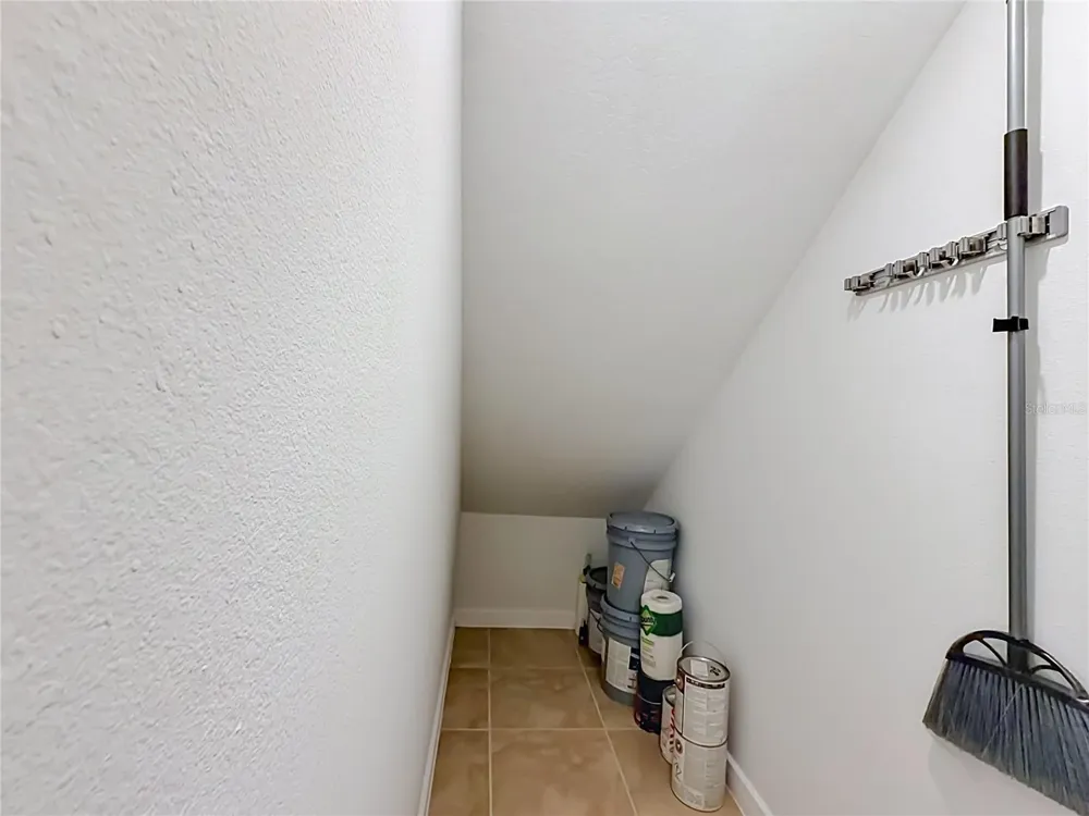 5729 WOODEN PINE DRIVE Orlando, FL 32829