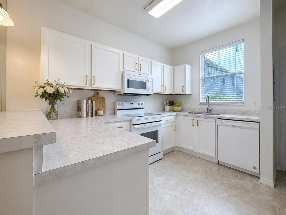 3920 SW 20TH AVENUE #1306 Gainesville, FL 32607