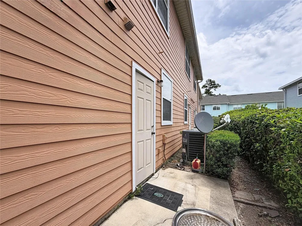 3920 SW 20TH AVENUE #1306 Gainesville, FL 32607