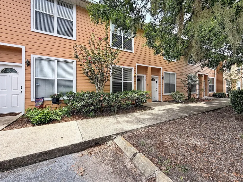 3920 SW 20TH AVENUE #1306 Gainesville, FL 32607